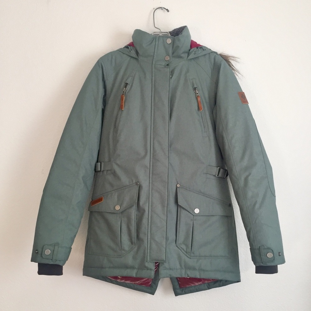 ❄️ Women’s Columbia Sportswear Green Coat ❄️